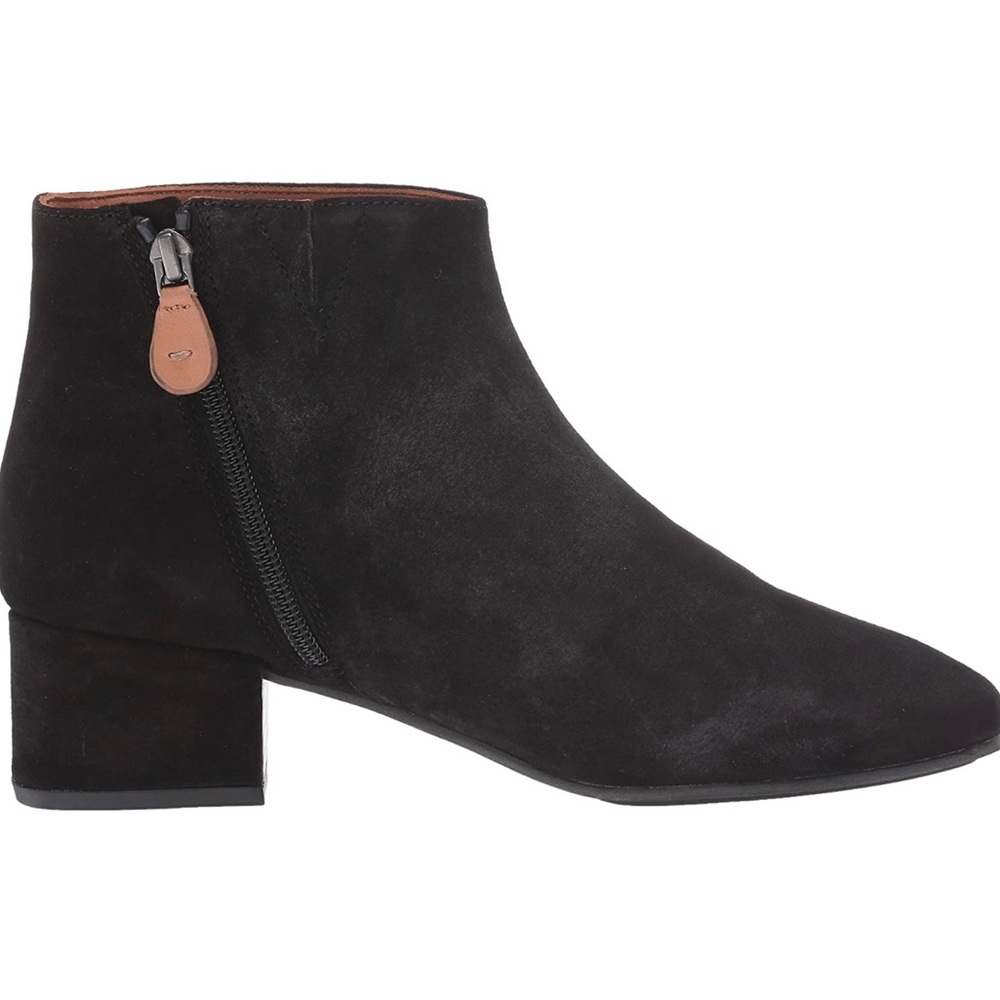 Gentle Souls by Kenneth Cole Women's Ella Low Heel Bootie Ankle Boot